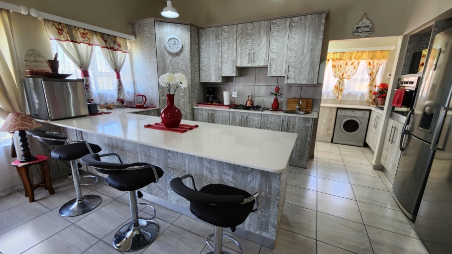 3 Bedroom Property for Sale in Seemeeu Park Western Cape